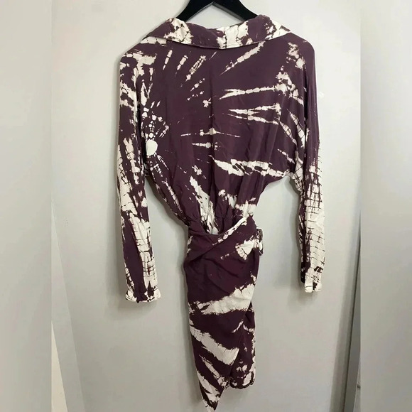 YOUNG FABULOUS & BROKE "RAINE" RAISIN STARBURST WASH WRAP DRESS SIZE small - Picture 4 of 4